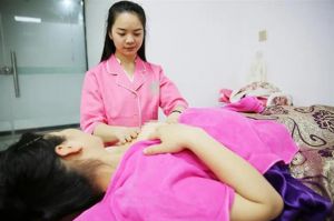 催乳師