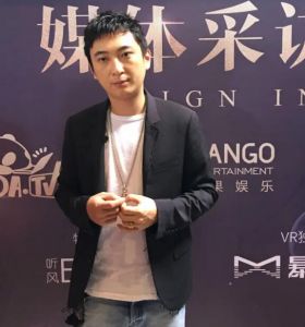 王思聰媒體采訪照片