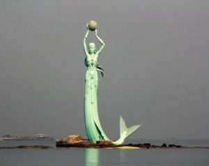 鲅魚公主雕塑