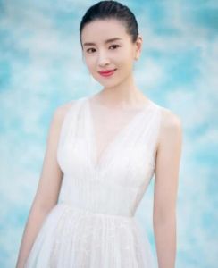 董潔