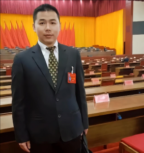 黃啟明