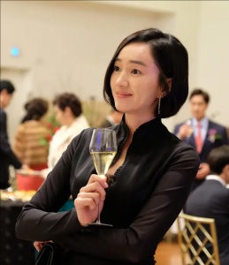 秀愛