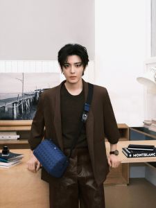 侯明昊