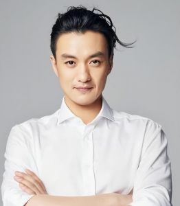 周一圍