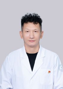 謝啟超
