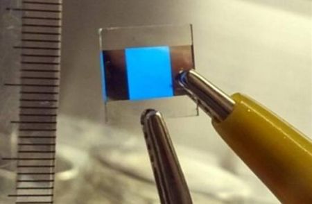 電驅(qū)動(dòng)鈣鈦礦激光器 電驅(qū)動(dòng)鈣鈦礦激光器