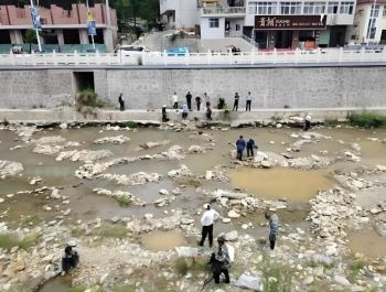 11·2甘肅康縣非法淘金事件